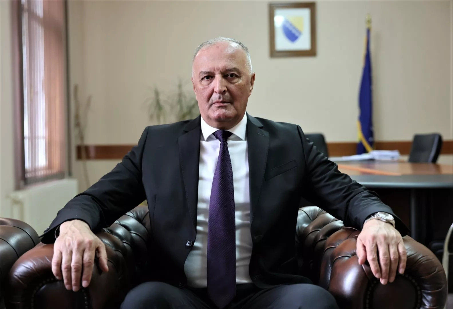 Vrh SDP-a BiH se mora ograditi od potpredsjednika primitivca, bazdukana  Zukan Heleza!